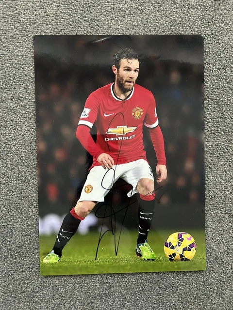 JUAN MATA SIGNED shirt BECKETT ORIGINAL JERSEY MANCHESTER UNITED
