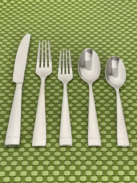 Oneida SAMBRE Stainless 18/10 Hammered Glossy Flatware Smart Choice E96VG