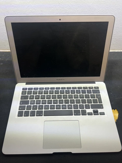 Apple MacBook Air 13,3" (Intel Core i5, 1.60GHz, 8GB RAM, 128GB SSD) - 6