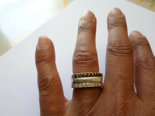Bague Argent Massif Dôme Avec Bande De Zirconiums - Taille 54 - Occasion