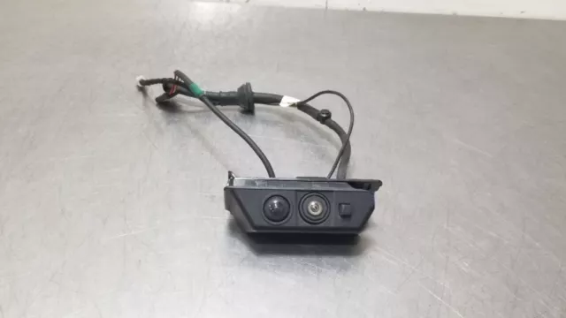 19 2019 Chevy Traverse Liftgate Mounted Rear View Camera 84459866