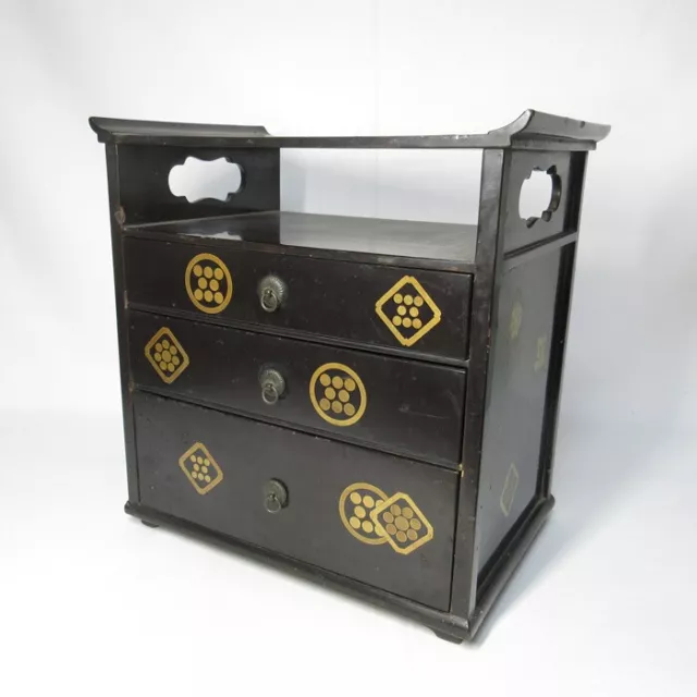 G2051: Japanese old lacquer ware small chest of drawers with famous crest MAKIE