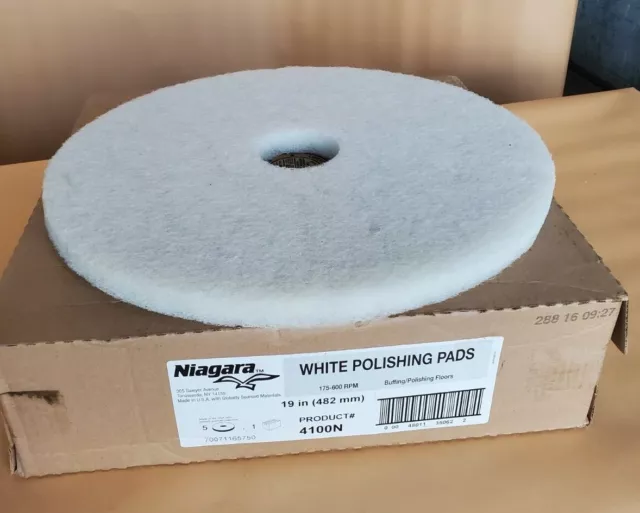 Niagra White Polishing  Pads  19 inches  New in Box - pack of 5