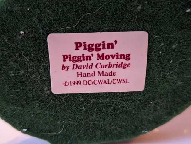 Piggin' Moving by David Corbridge 1999 Collectable Pig Ornament