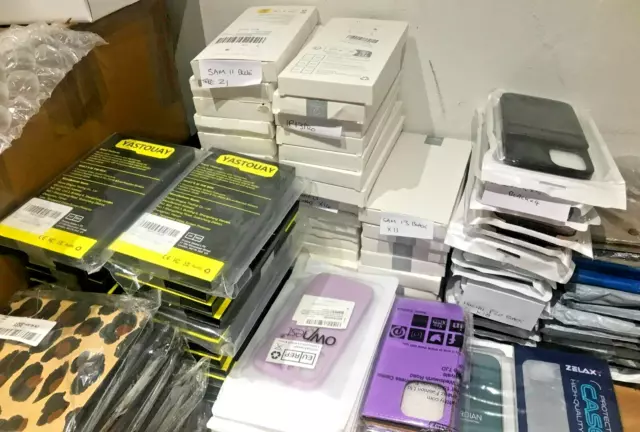 Job Lot Car Boot 40 Iphone 13 Iphone 14 And Assorted Cases And Screen Protectors