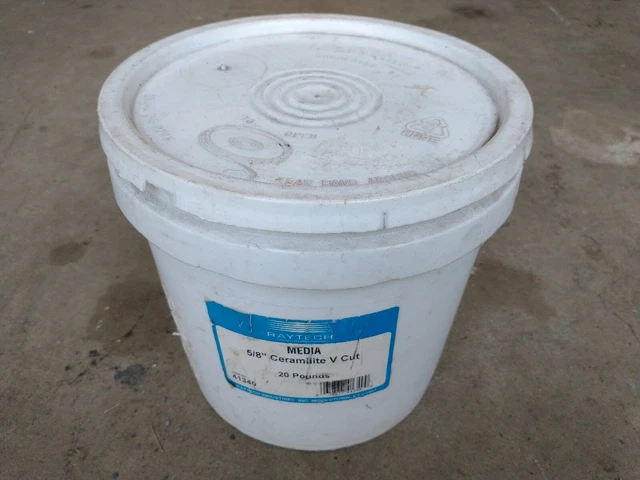 Raytech Ceramic Tumbler Media Ceramilite V Cut Cylinders 20 Pounds 41340