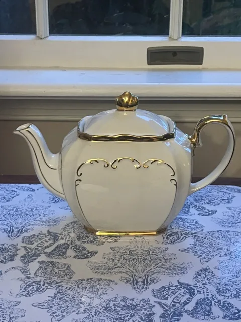Vintage "Windsor Sadler England Cube White & Gold Porcelain Teapot"