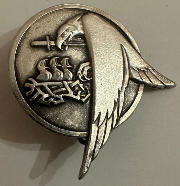 INSIGNE AIR BASE Ecole 701, SALON EUR 7,00 - FR