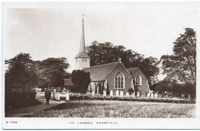 Parish church, Hall Lane, Shenfield, nr Brentwood, Essex vintage postcard