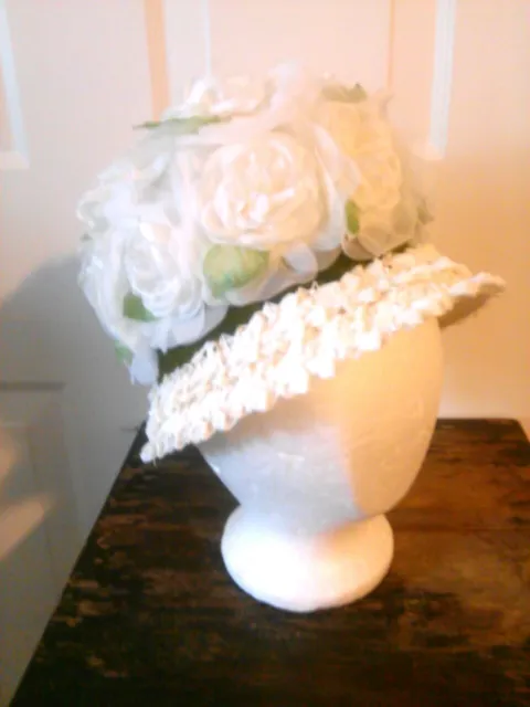 Vintage 1950's Hand Sewn Spring Sunday Hat White Floral Detailing Roses