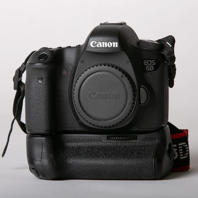 Canon EOS 6D 20.2MP Digital SLR Camera Plus Extras Excellent Condition Near mint