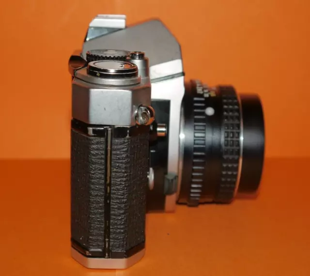 VGC Asahi Pentax KM (K1000 with Self-Timer) c/w SMC Pentax-M 50mm f2 Prime Lens 3