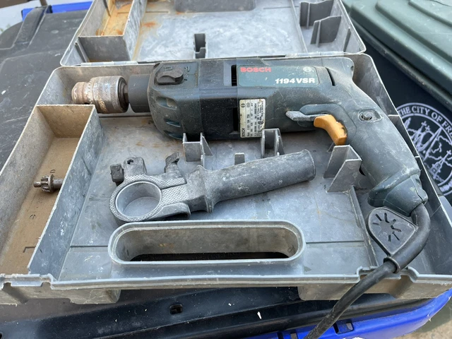 Bosch 1194VSR 115V 60hz 6A 1/2-3/4 Bit 1000-3000rpm Hammer Drill Tested Works