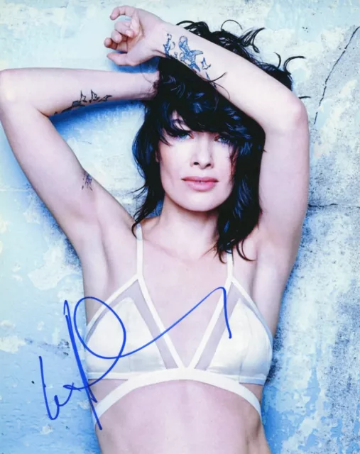 ~~ LENA HEADEY Authentic Hand-Signed "Game of Thrones" 8x10 Photo ~~