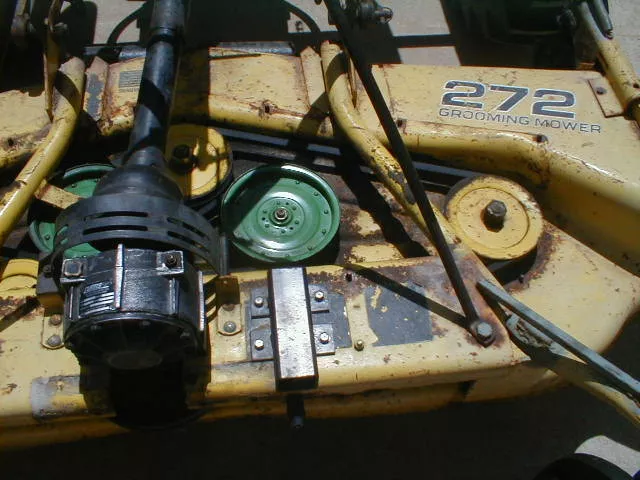 John deere 261 grooming mower belt online