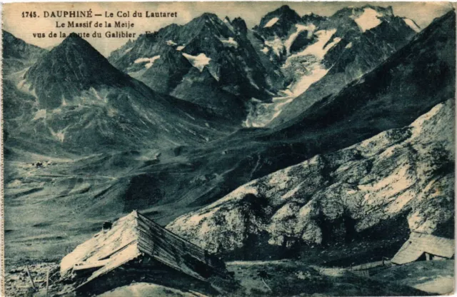 CPA Dauphine - Le Col du Lautaret - Le Massif de la Meije vue de (584049)