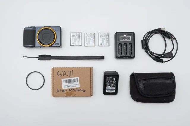Ricoh GR III Street Edition MINT w/EXTRAS SHIPS FREE