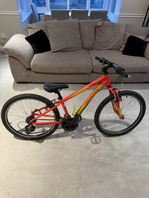 Specialized Hotrock 24 Inch wheel mountain Bike with 12 Inch frame