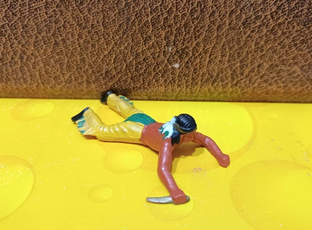 iNDIEN Nestlè par starlux 1/32 ème