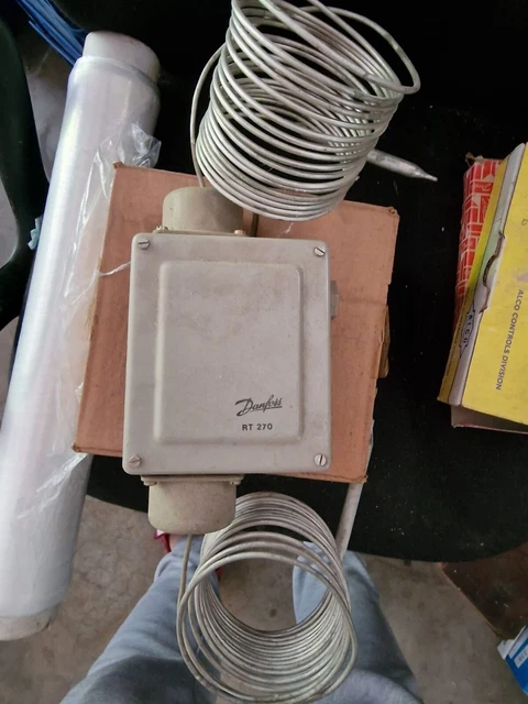 Danfoss RT270 Thermostat