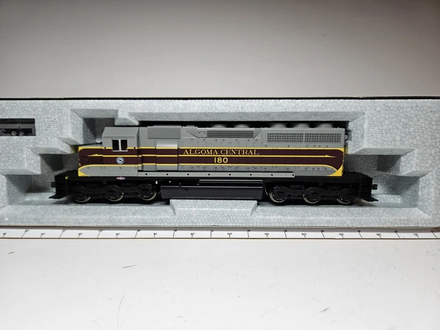 HO SCALE KATO 37-6321 AC Algoma Central EMD SD40 Diesel #180