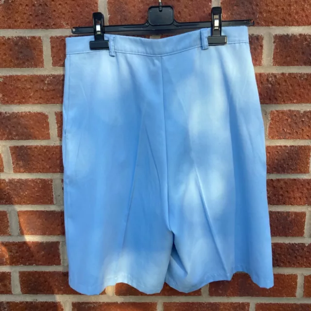 Women’s Vintage 1980’s Baby Blue High Waisted Knee Length Shorts Size 14 3