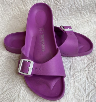 madrid essentials sandals