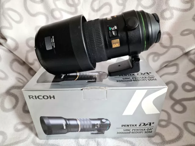 Pentax Ricoh DA* 300mm f/4 ED (IF) SDM Telephoto Lens