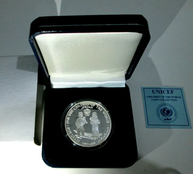 1999 Jordan 5 Dinar Silver Coin Year of Children UNICEF King Hussein Queen Noor