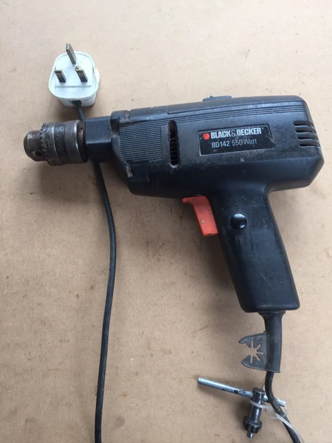 https://www.picclickimg.com/pKEAAOSwlJpkqD01/Black-Decker-BD142-Hammer-Drill-500W-2.webp