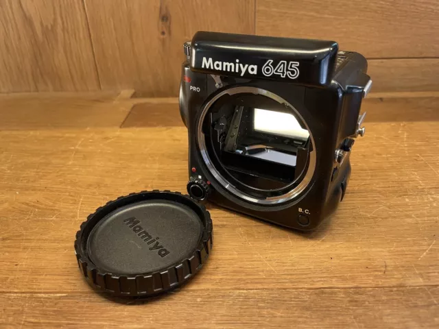 Probado: Casi Mint Mamiya 645 Pro Formato Mediano Película Cámara Cuerpo Solo De