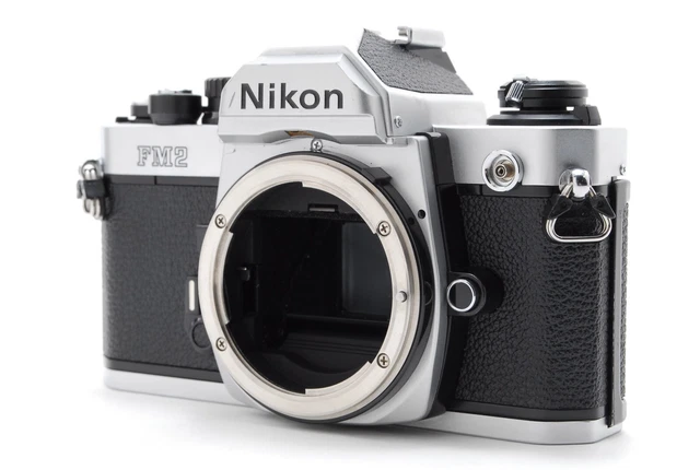 Nikon FM2 Noir Tardif 35mm + Moteur MD-12 – Appareil Photo Argentique SLR