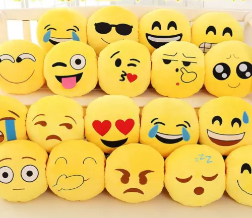 Emoji Pillow Soft Plush Emoticon Round Cushion Stuffed Toy for Kids Xmas Gift