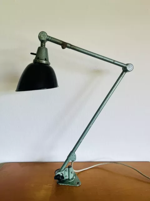 alte DDRP Midgard Werkstattlampe Gelenklampe Schreibtischlampe Bauhaus Lampe