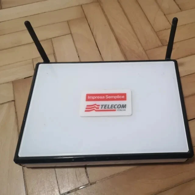 ROUTER MODEM ALICE Gate Voip 2 Plus Wi-fi Impresa Semplice EUR 24,90 ...