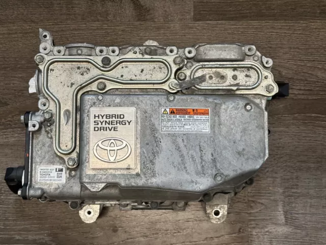 Toyota Prius 1.5 Hybrid DC Converter Inverter Charger Assembly G9200-52010 OEM