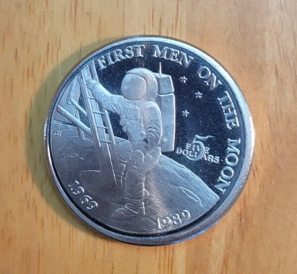 1989 Marshall Island First Men On The Moon 5 Dollar Proof Coin