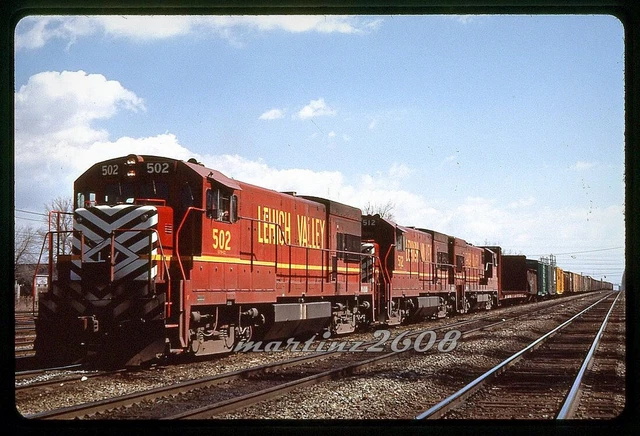 (Ym) Dupe Slide Lehigh Valley (Lv) 502 Action