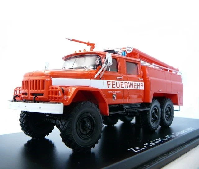 Maquette véhicule militaire : Camion militaire ZIL-157 6X6 - Trumpeter