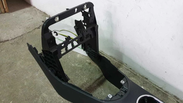 Bracciolo Auto Con 3 Porte USB - Doppio Strato Per Console