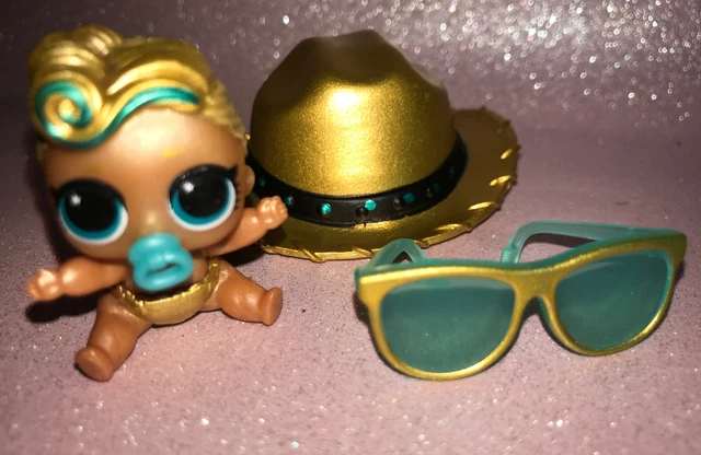 LOL DOLL Lil Sister Luxe 24k Gold Ultra Rare Series 2 Hat