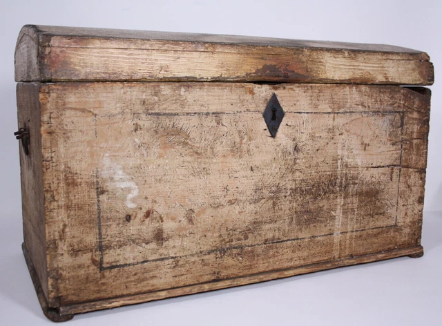 Primitive Rustic Rare Wood True Antique Dome Top Oringal Paint Chest 16x26 Trunk