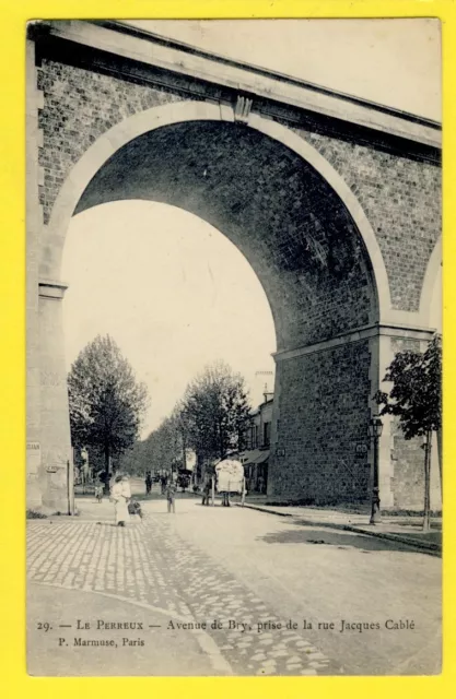cpa 94 - LE PERREUX sur MARNE Avenue de BRY prise rue Jacques Cablé Animés