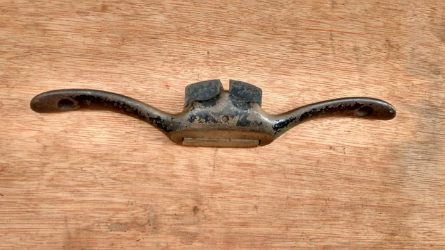 vintage Stanley flat sole spoke-shave old tool 2
