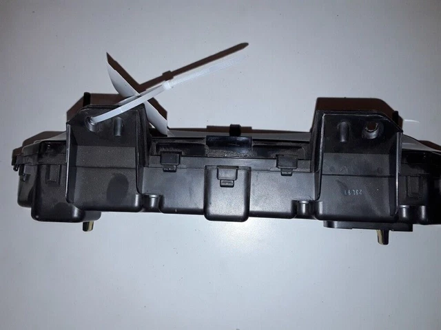 Tableau De Bord TOYOTA AVENSIS T25 5531105070 - Diesel 2.2 130kW 2008 - Occasion Bon état