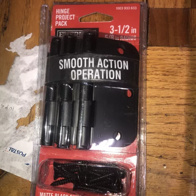 3-1/2 in. and 5/8 in. Radius Matte Black Smooth Action Hinge (3-Pack)