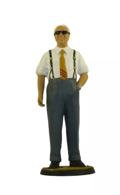 FIGURINE