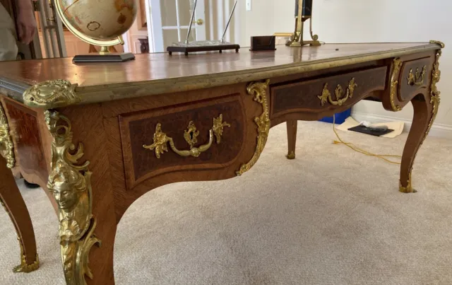 Louis XV / Baroque Style - French Bureau Plat Leather Top Desk With Gilded Trim