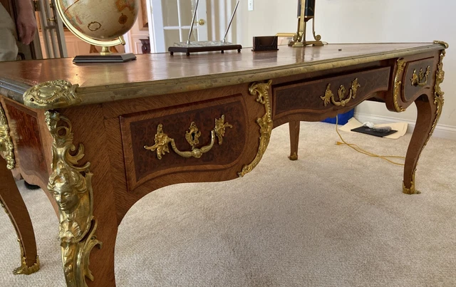 Louis XV / Baroque Style - French Bureau Plat Leather Top Desk With Gilded Trim