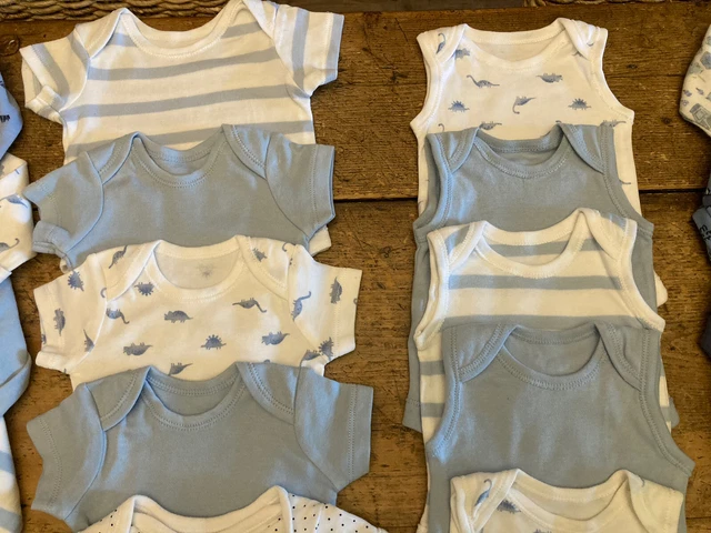 Boy Newborn Clothes Bundle (1) 5